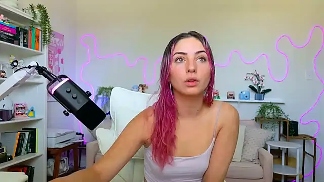 bellabeau online show from July 9, 2026, 4:55 pm