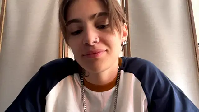 Snapshot of JolynNelles chatting on July 10, 2026, 7:56 am JolynNelles online show from July 10, 2026, 7:56 am
