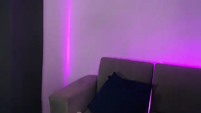 lispetite online show from January 18, 2025, 8:41 am