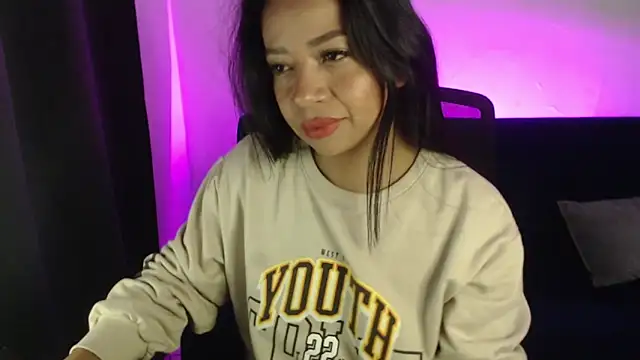 lispetite online show from January 26, 2025, 5:34 am