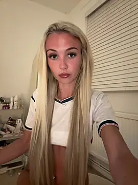 summerblue  online show from July 11, 2026, 10:11 pm