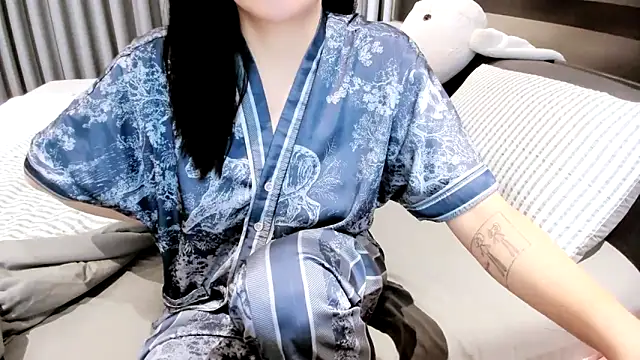 SungkyunnKwan online show from February 13, 2025, 4:17 pm