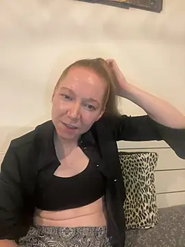 EmmaaFit online show from July 13, 2026, 5:05 pm
