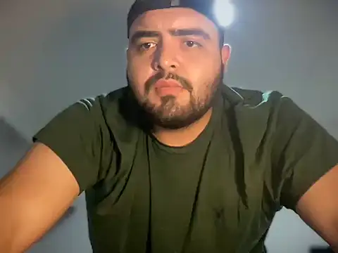 alejon08  online show from July 13, 2026, 5:32 am