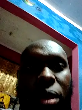 Snapshot of collily chatting on August 1, 2026, 9:25 pm collily online show from August 1, 2026, 9:25 pm