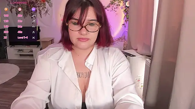 TinaColad online show from July 15, 2026, 4:56 pm