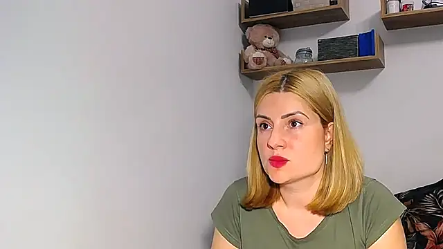 Snapshot of alisenties chatting on November 6, 2025, 3:35 pm alisenties online show from November 6, 2025, 3:35 pm