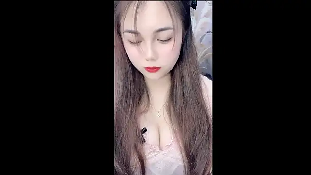 My-SunshinEe online show from July 24, 2026, 5:33 pm