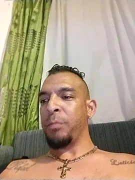 Snapshot of CarlitoCubano chatting on July 17, 2026, 1:34 am CarlitoCubano online show from July 17, 2026, 1:34 am