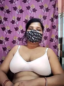 Snapshot of Rashmi_Cute chatting on July 20, 2026, 10:39 am Rashmi Cute online show from July 20, 2026, 10:39 am