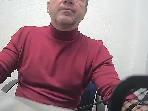 Snapshot of gabriel9_ chatting on April 21, 2026, 7:03 am gabriel9 online show from April 21, 2026, 7:03 am