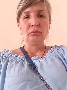 Snapshot of BellaBlum777 chatting on July 21, 2026, 11:12 am BellaBlum777 online show from July 21, 2026, 11:12 am