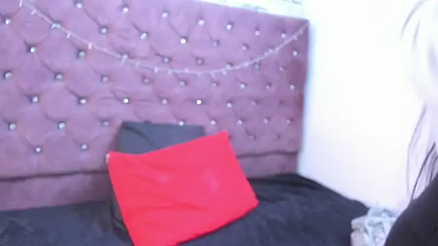 gabriela grace online show from October 22, 2025, 2:50 pm