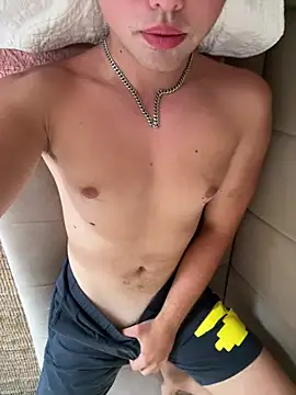 Snapshot of Lucas_Macdick chatting on July 20, 2026, 6:17 am Lucas Macdick online show from July 20, 2026, 6:17 am