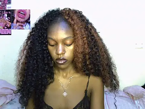 baddiecarrara online show from July 22, 2026, 9:50 pm