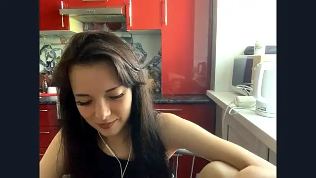 ElizaSins online show from July 25, 2026, 8:01 am
