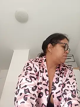 Ally-tete online show from July 26, 2026, 5:20 pm