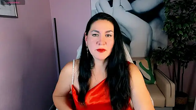 Tina Moretty online show from July 23, 2026, 8:18 pm