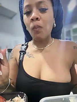 riri brunnete online show from April 17, 2026, 4:48 am