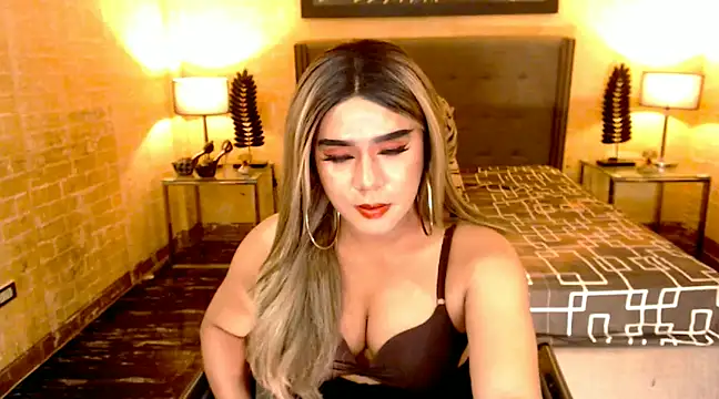 BigCumHuntersxx online show from January 16, 2025, 1:37 am