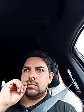 robredoj online show from October 21, 2025, 2:18 pm