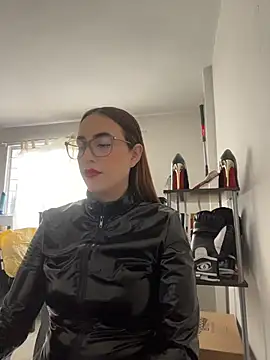 valery mistress online show from July 28, 2026, 3:21 pm