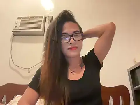 Snapshot of _yoursweetjasmine_ chatting on July 25, 2026, 3:26 am yoursweetjasmine online show from July 25, 2026, 3:26 am