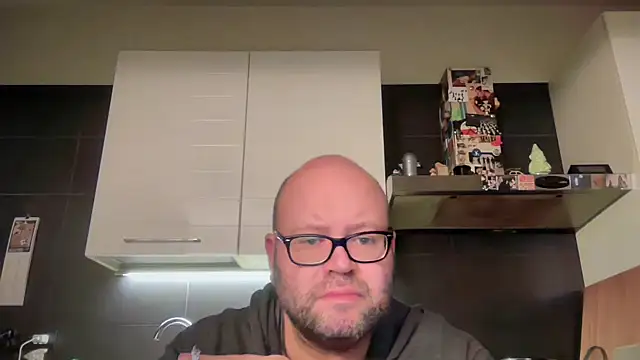 Snapshot of theitalianbear chatting on November 27, 2025, 5:09 am theitalianbear online show from November 27, 2025, 5:09 am