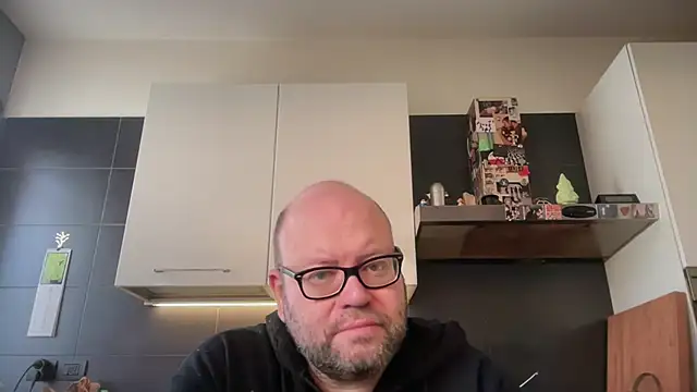 Snapshot of theitalianbear chatting on March 6, 2026, 7:16 am theitalianbear online show from March 6, 2026, 7:16 am