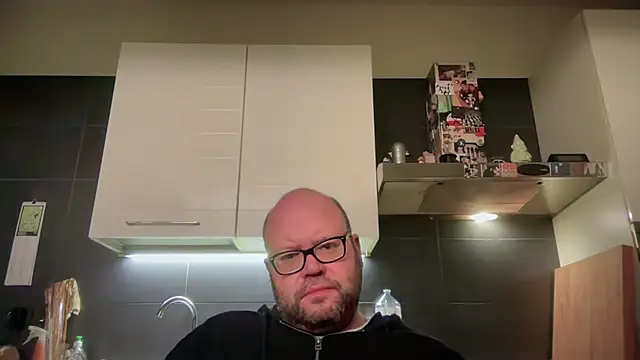 Snapshot of theitalianbear chatting on March 10, 2026, 3:33 am theitalianbear online show from March 10, 2026, 3:33 am