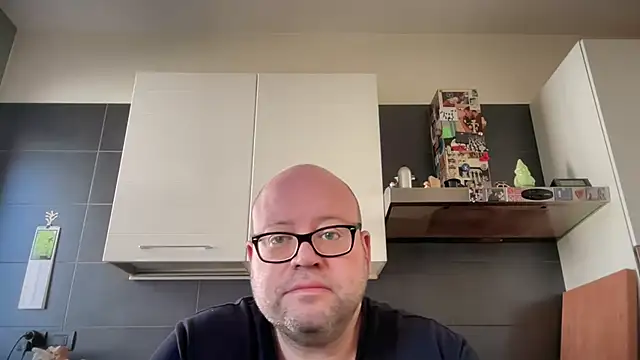 Snapshot of theitalianbear chatting on March 25, 2026, 12:22 pm theitalianbear online show from March 25, 2026, 12:22 pm