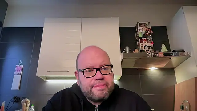 Snapshot of theitalianbear chatting on April 5, 2026, 4:42 am theitalianbear online show from April 5, 2026, 4:42 am