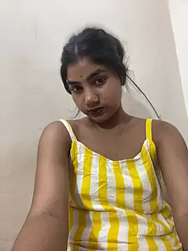 Aayesha Rawat online show from July 28, 2026, 9:25 pm