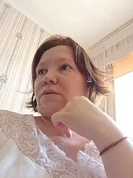 Renata Dell online show from July 29, 2026, 6:44 am