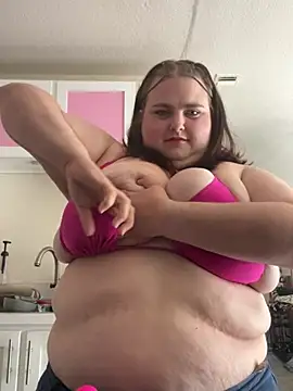 bbwKenzi online show from July 27, 2026, 6:37 pm