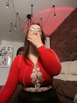 FlareFoxy online show from July 28, 2026, 8:01 pm