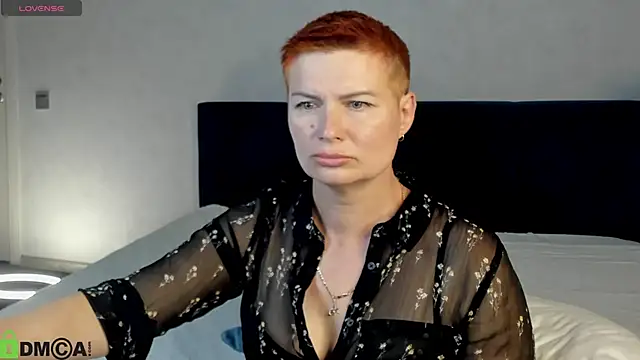 Snapshot of Raven_Channy chatting on August 1, 2026, 11:20 am Raven Channy online show from August 1, 2026, 11:20 am