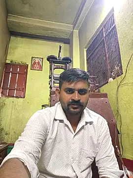 Snapshot of rahul8824 chatting on August 3, 2026, 9:26 am rahul8824 online show from August 3, 2026, 9:26 am