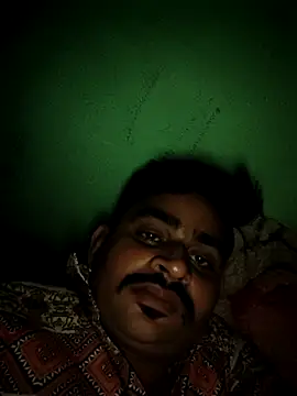 Snapshot of rahul8824 chatting on August 5, 2026, 6:33 pm rahul8824 online show from August 5, 2026, 6:33 pm