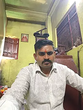Snapshot of rahul8824 chatting on August 6, 2026, 6:59 am rahul8824 online show from August 6, 2026, 6:59 am