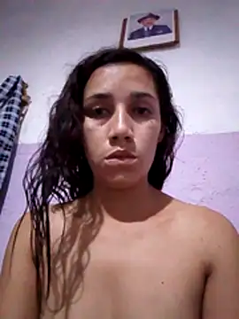 Snapshot of marce564 chatting on August 5, 2026, 11:39 pm marce564 online show from August 5, 2026, 11:39 pm