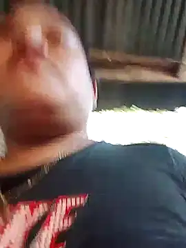 Snapshot of Andrea0414 chatting on February 3, 2026, 12:20 am Andrea0414 online show from February 3, 2026, 12:20 am