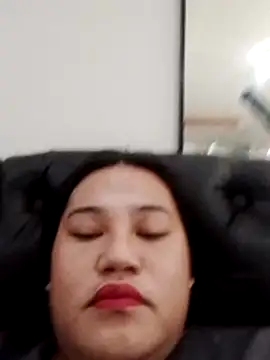 Snapshot of Andrea0414 chatting on February 17, 2026, 2:08 am Andrea0414 online show from February 17, 2026, 2:08 am