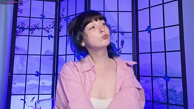 Snapshot of DriveThruAgatha chatting on August 2, 2026, 9:08 am DriveThruAgatha online show from August 2, 2026, 9:08 am