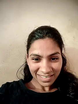 Snapshot of Lela106xxx chatting on August 4, 2026, 10:18 am Lela106xxx online show from August 4, 2026, 10:18 am