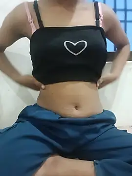 Snapshot of HOTDARLING420 chatting on August 6, 2026, 3:41 am HOTDARLING420 online show from August 6, 2026, 3:41 am