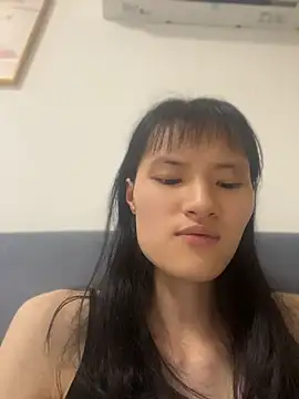 xiaoqiangwei online show from August 5, 2026, 5:27 pm