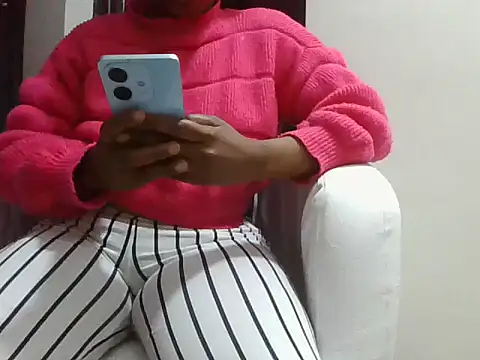 Snapshot of Naughtybadgal22 chatting on August 6, 2026, 9:44 am Naughtybadgal22 online show from August 6, 2026, 9:44 am