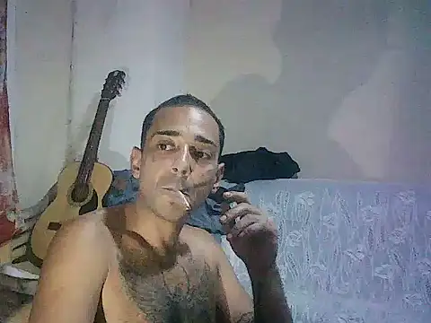 Snapshot of latinound chatting on August 7, 2026, 8:55 pm latinound online show from August 7, 2026, 8:55 pm
