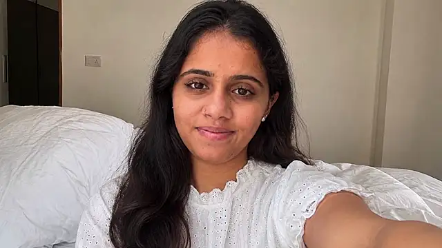 Snapshot of Akanksha_94 chatting on August 8, 2026, 3:47 pm Akanksha 94 online show from August 8, 2026, 3:47 pm